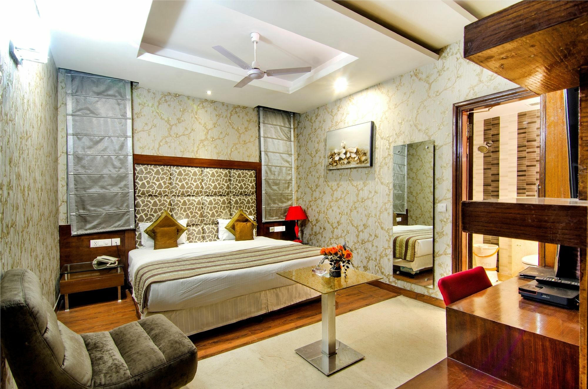 Hotel Omega Residency Nueva Delhi Exterior foto